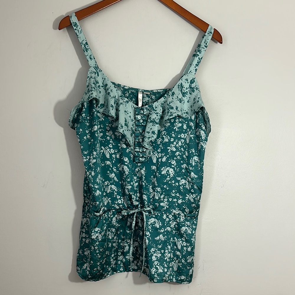 Lauren Conrad Floral Green Women's Top size L